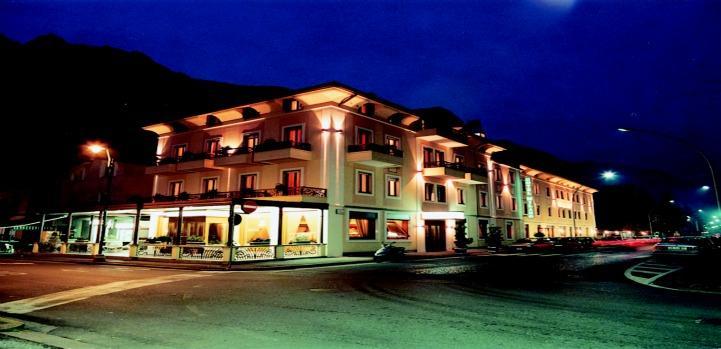 Albergo Milano Darfo Boario Terme Ngoại thất bức ảnh